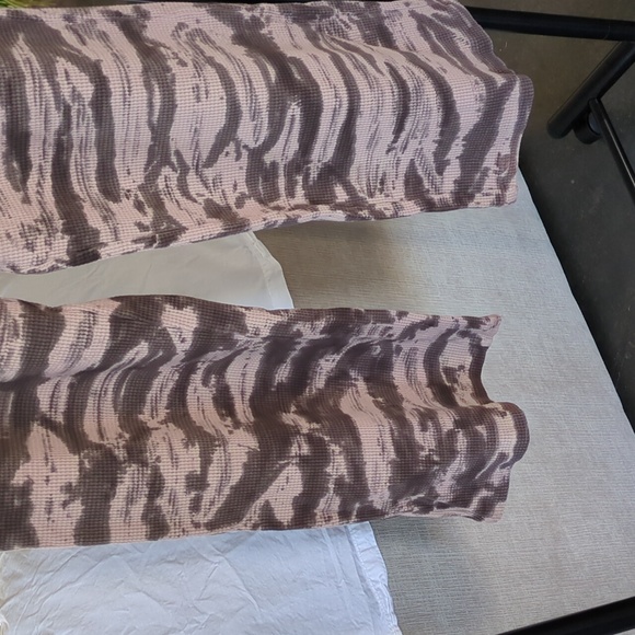 Sweatpants - Picture 3 of 6